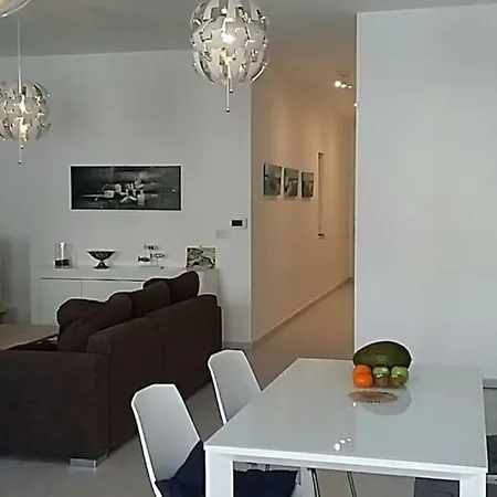 Private Bedroom In Swieqi Homestay